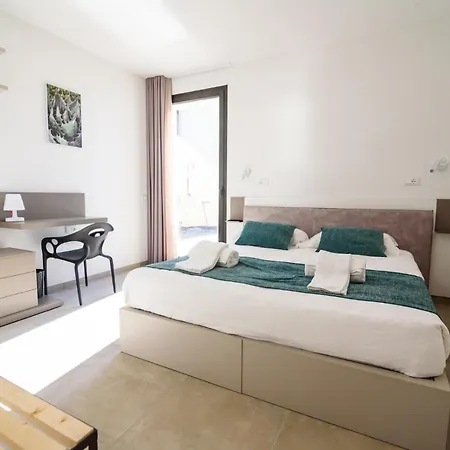 Agave Гостевой дом Санремо