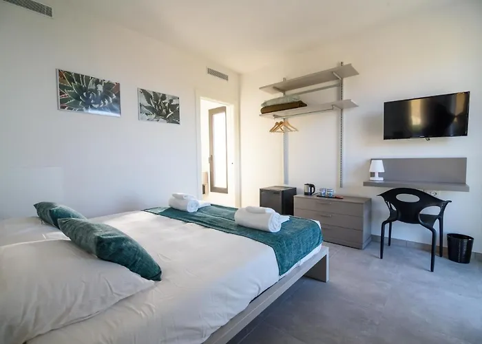 Guest house Agave 3*